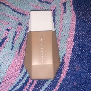Fenty Eaze Drop Blurring Skin Tint Shade 16